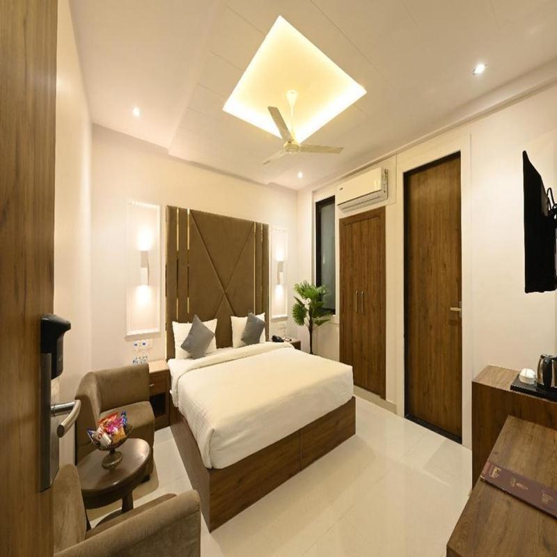 Hotel Avalon Palms Agra Agra  Exterior photo